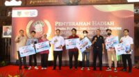 Lomba Poster