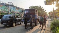 Sebuah truk tronton usai menyeruduk beberapa kendaraan yang ada didepannya saat alami rem blong (Foto: Hasyim)