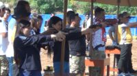 Latihan Menembak